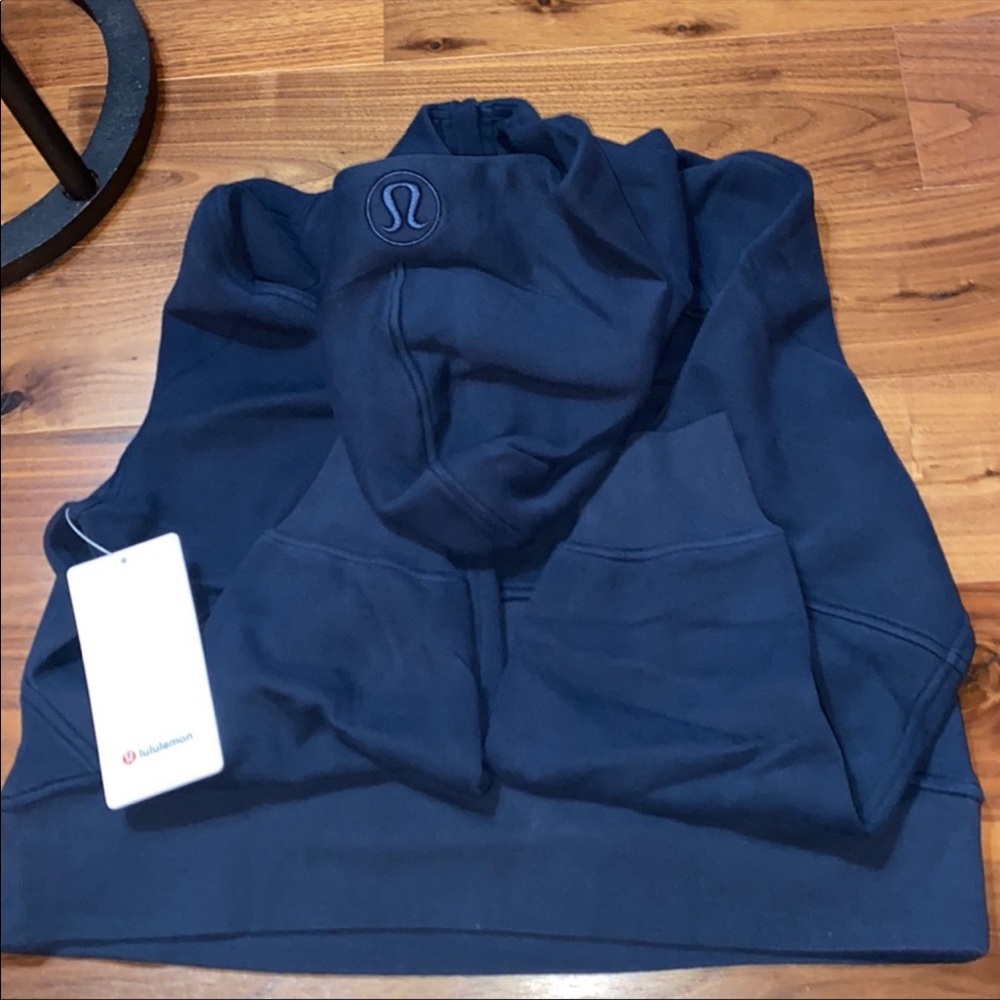 NWT Lululemon 1/2 Scuba Pullover XS/S Navy